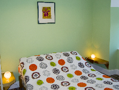 Photo of a Midthornliebank double bedroom